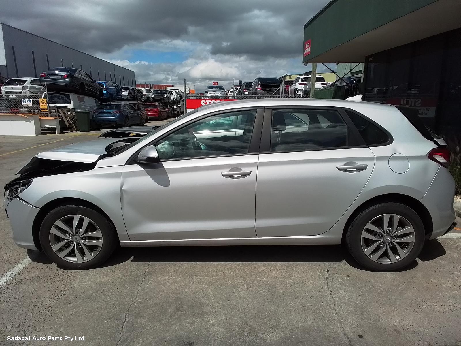 Hyundai I30 Left Door Mirror
