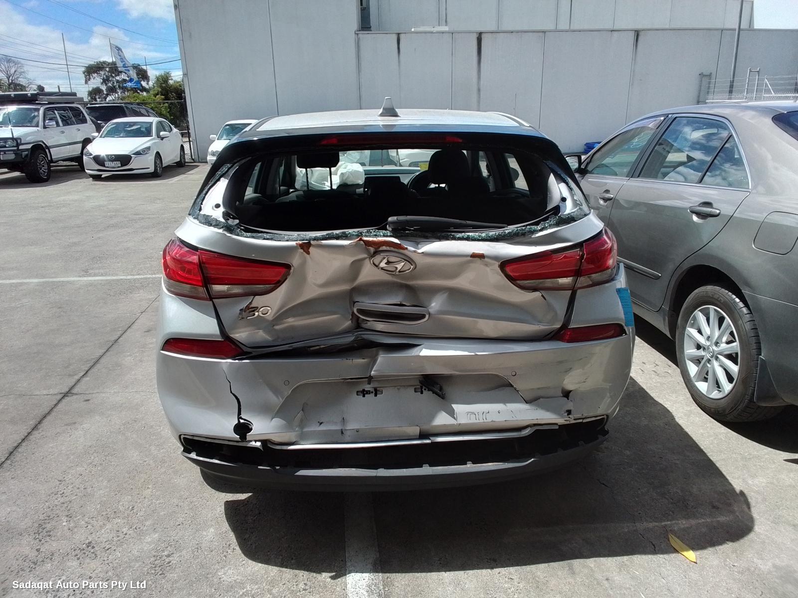 Hyundai I30 Left Door Mirror