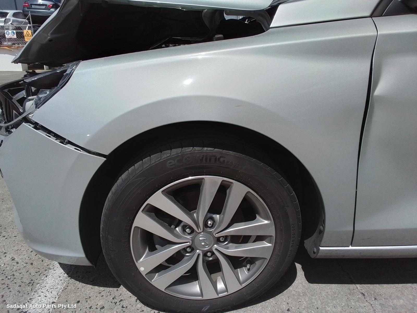 Hyundai I30 Left Door Mirror