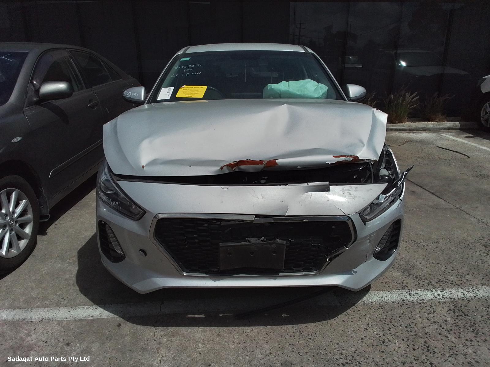 Hyundai I30 Left Door Mirror