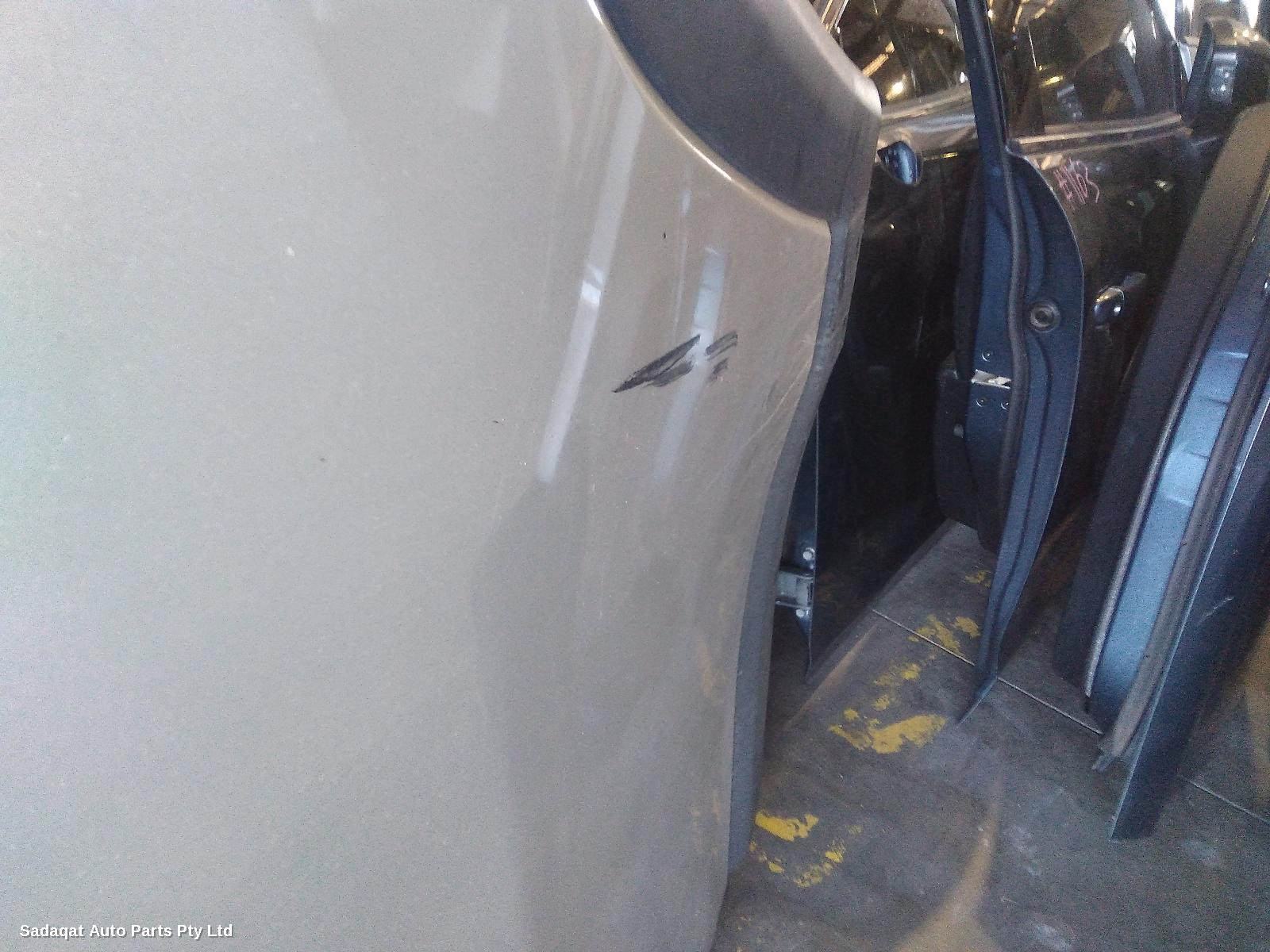 Jeep Compass Left Rear Door/sliding