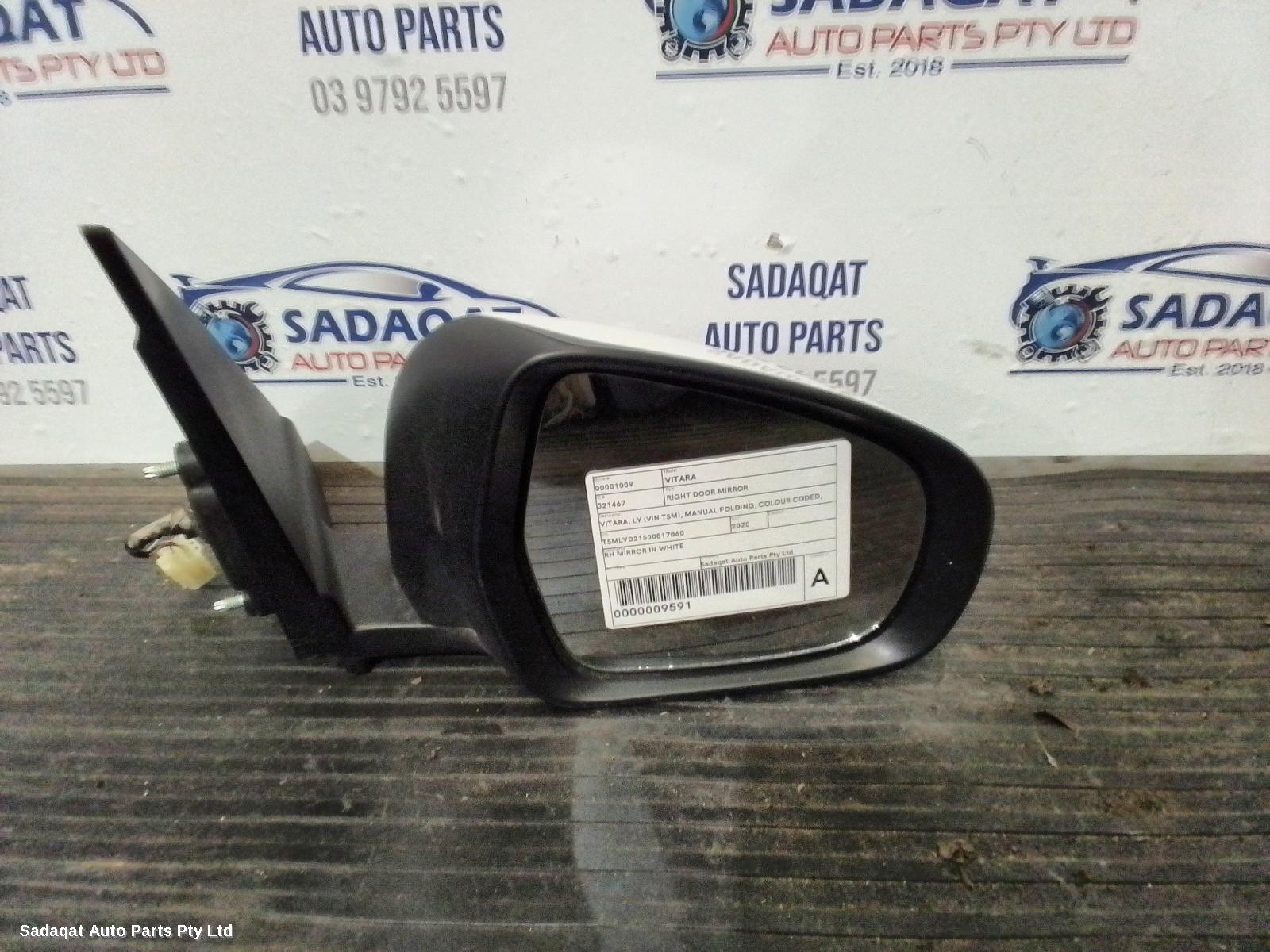 Suzuki Vitara Right Door Mirror