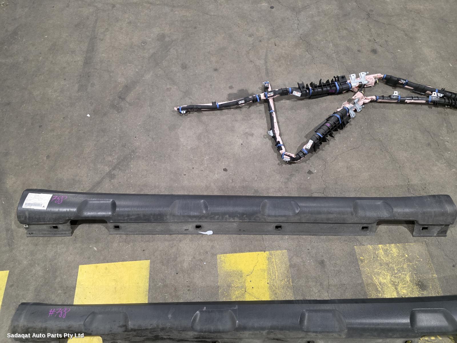 Mercedes Gla Class Side Step/skirt