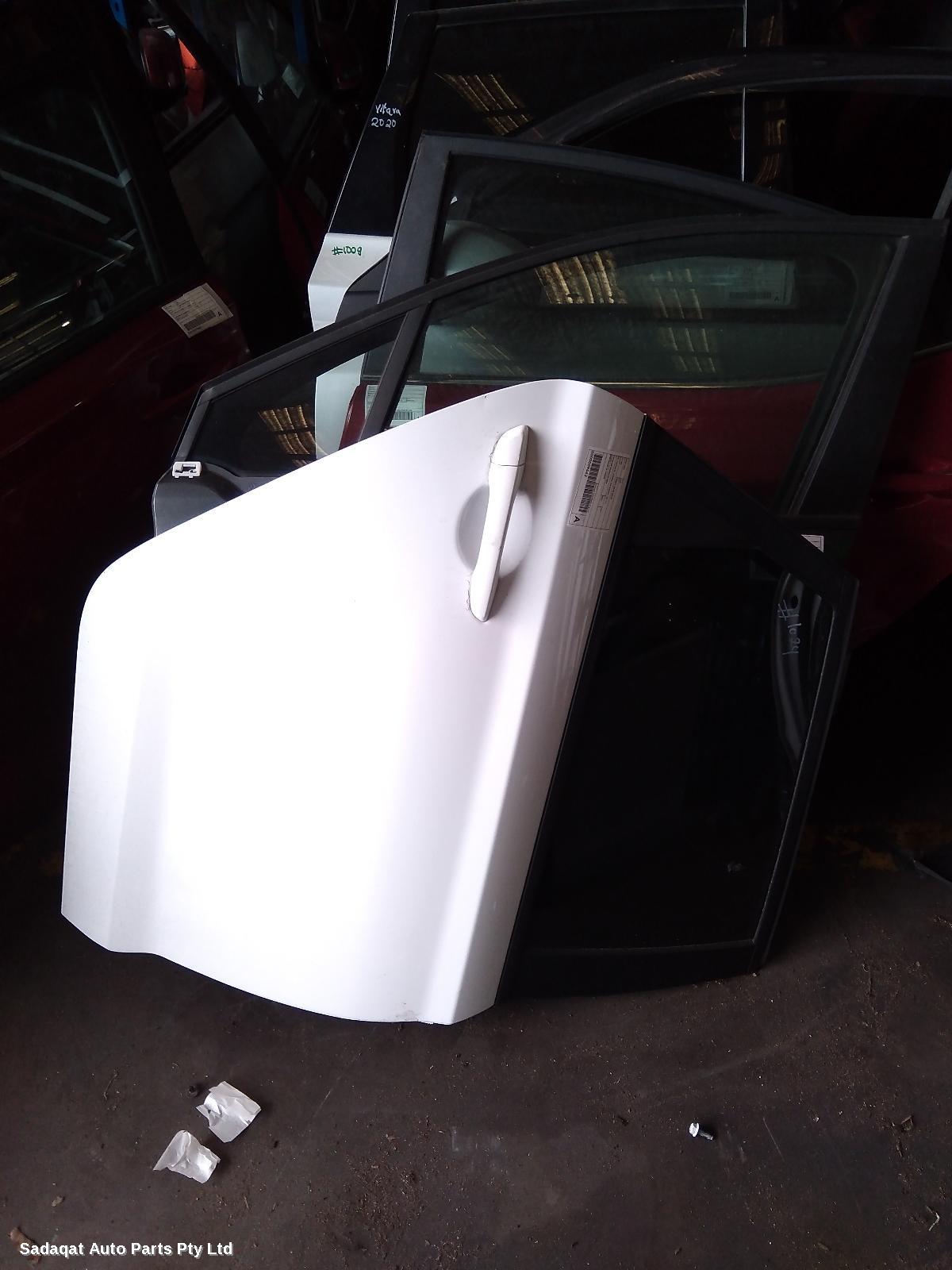 Hyundai I30 Right_rear_door_sliding