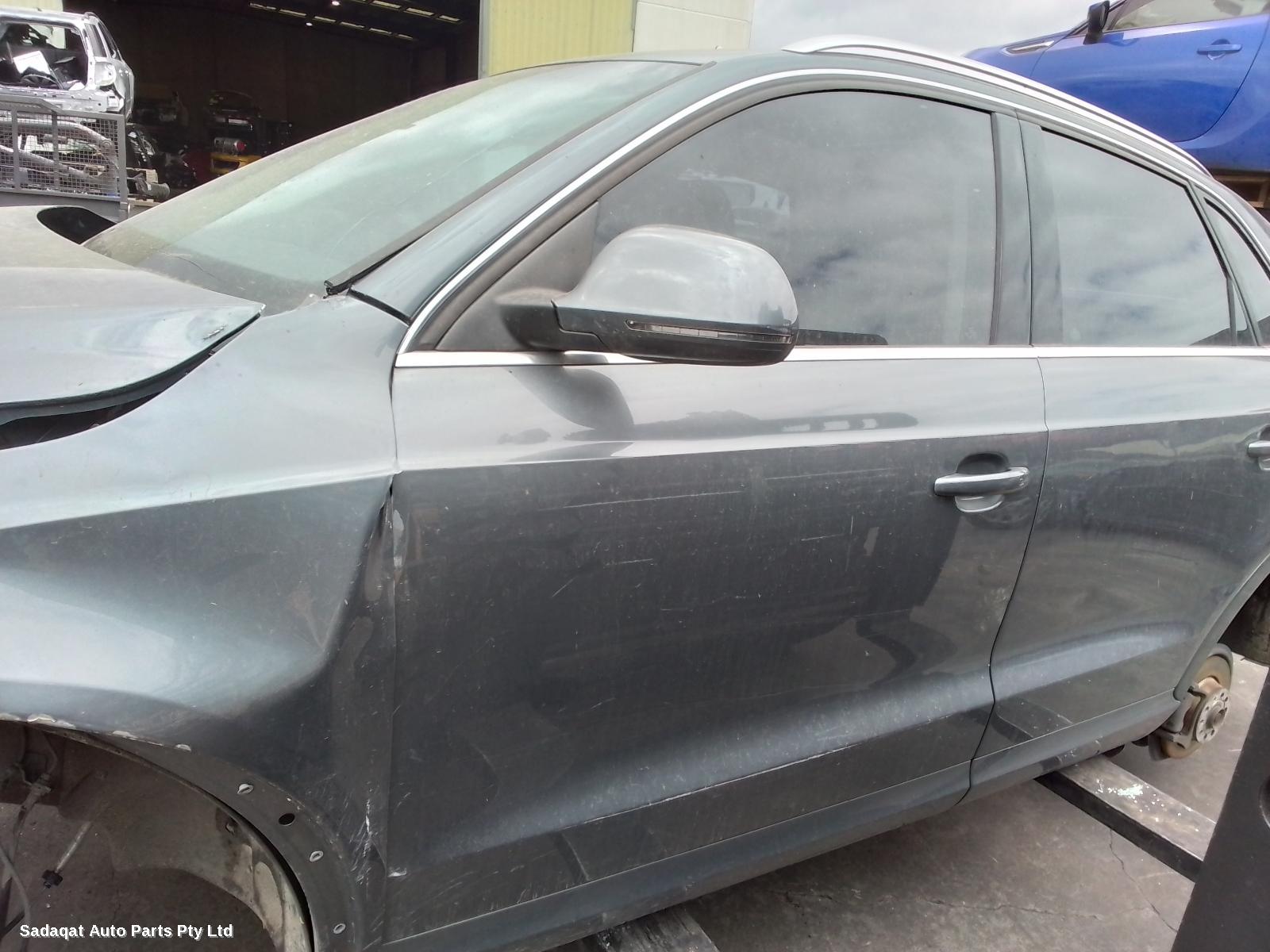 Audi Q3 Right Headlamp