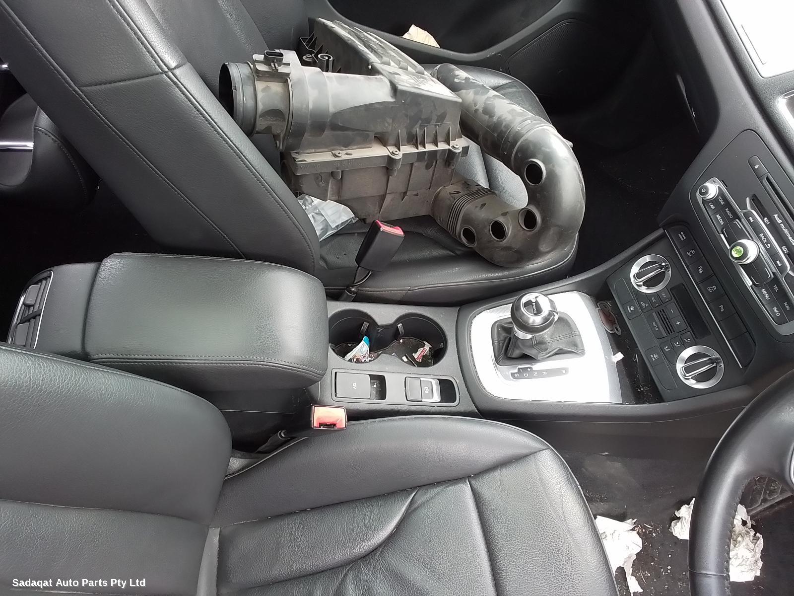 Audi Q3 Right Headlamp