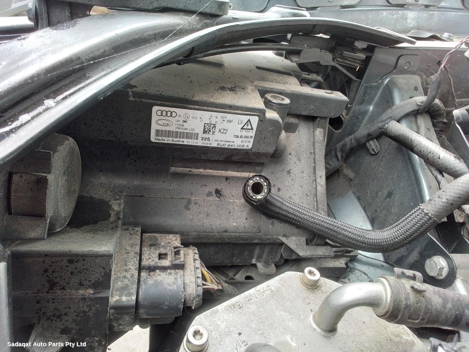 Audi Q3 Right Headlamp