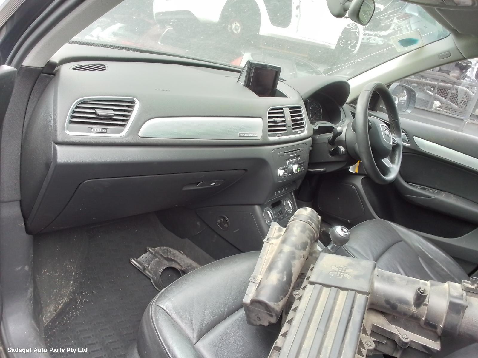 Audi Q3 Right Headlamp