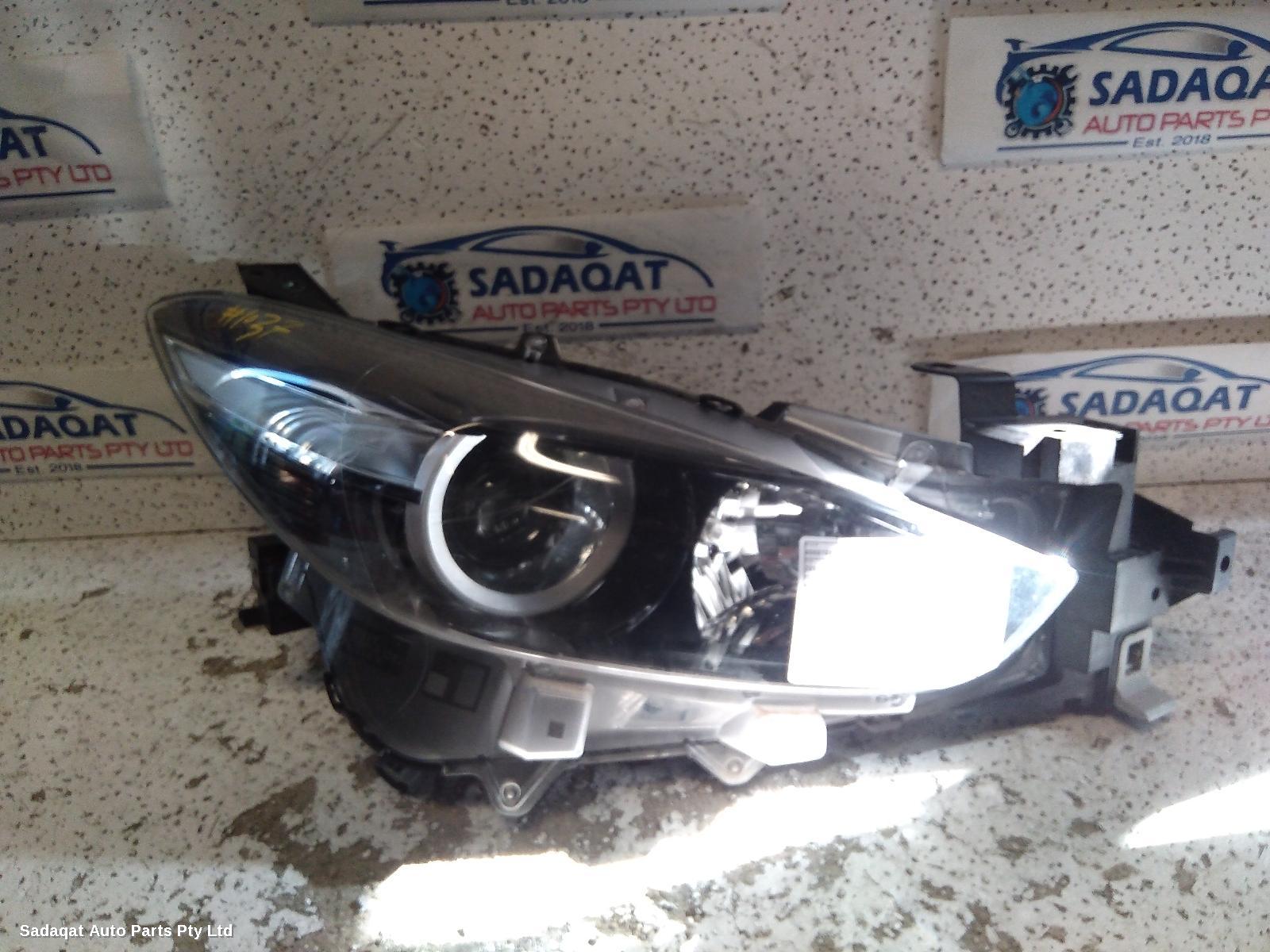 Mazda 3 Right Headlamp
