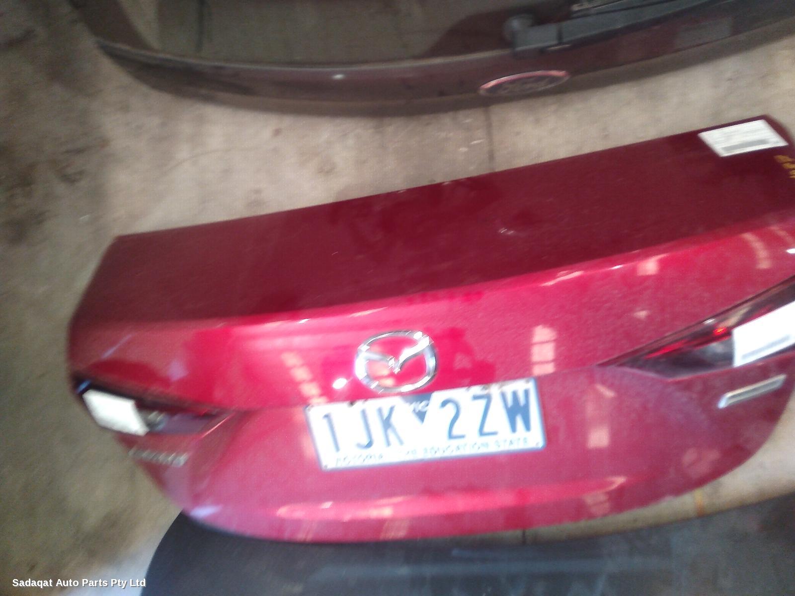 Mazda 3 Bootlid/tailgate