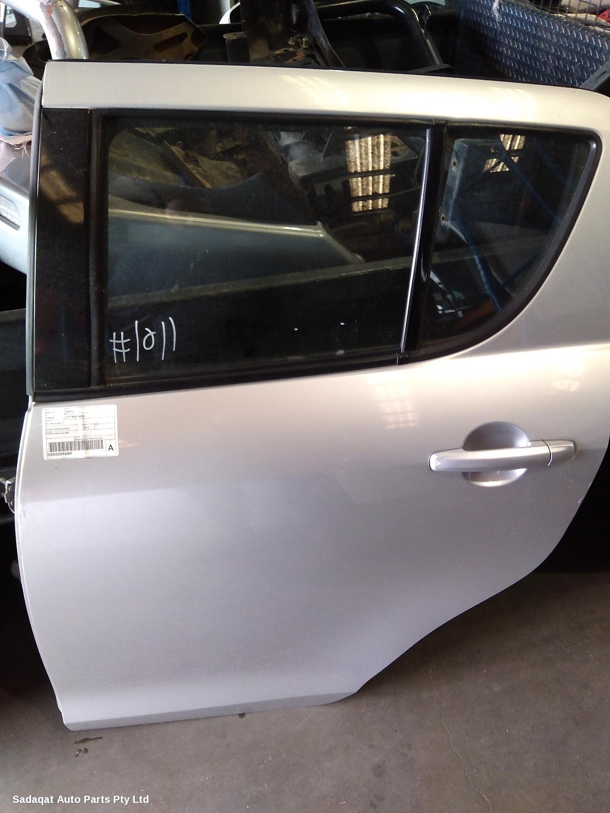Suzuki Swift Left Rear Door/sliding