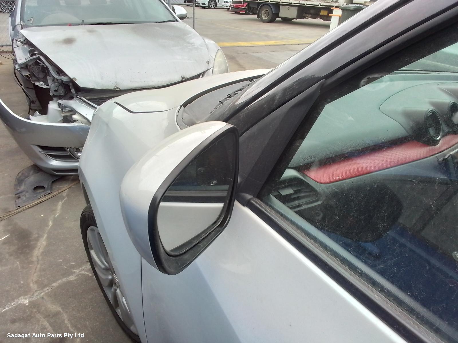 Suzuki Swift Washer Bottle