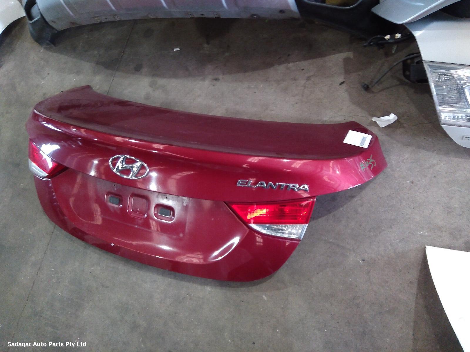 Hyundai Elantra Bootlid/tailgate