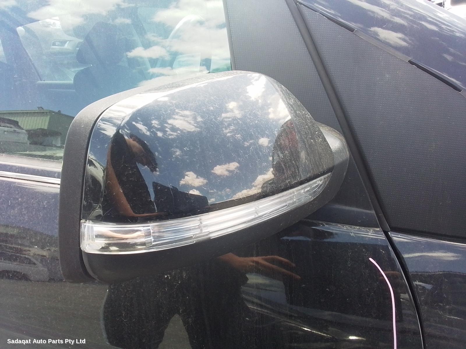 Mercedes B Class Right Door Mirror