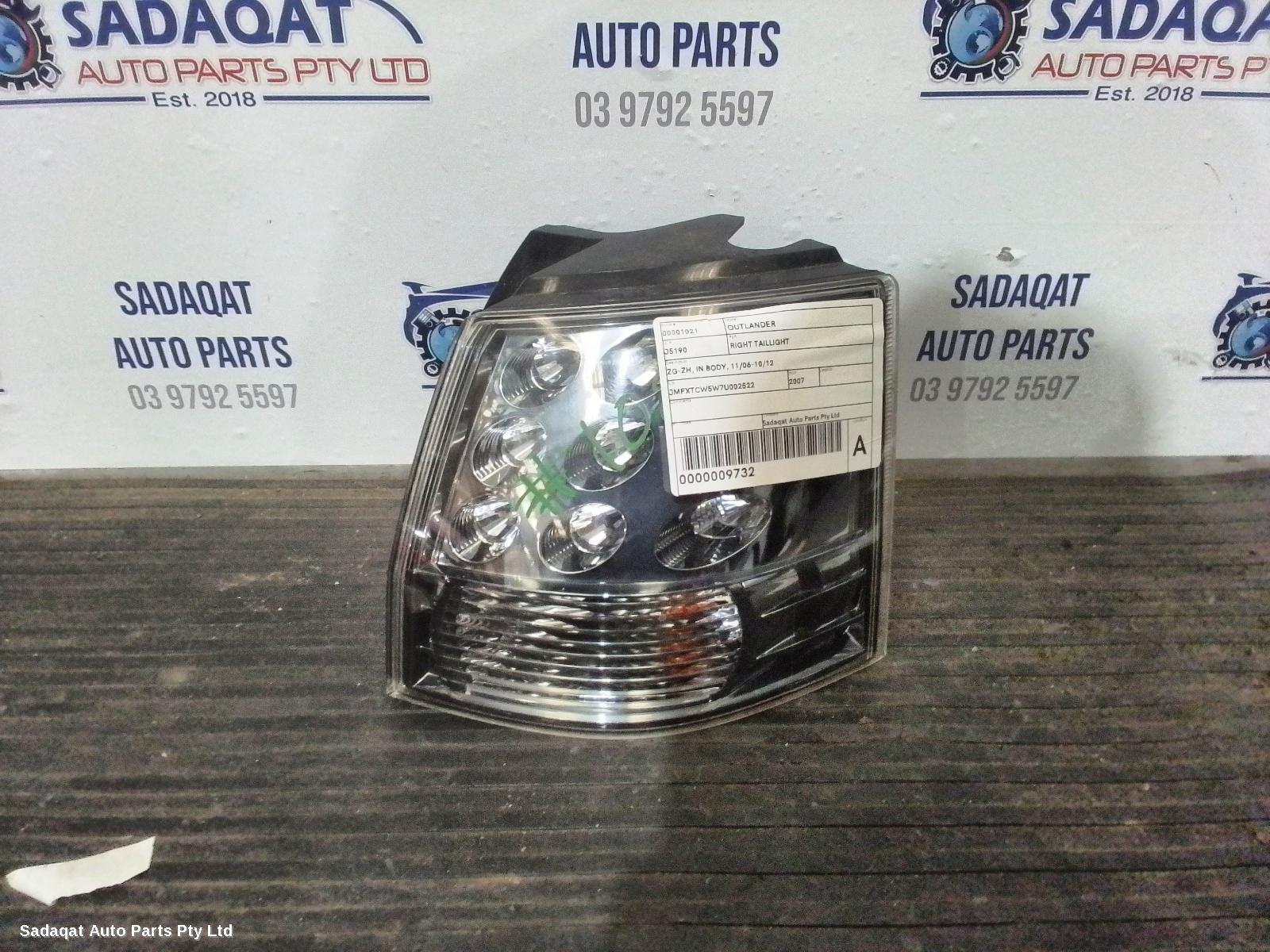 Mitsubishi Outlander Right Taillight