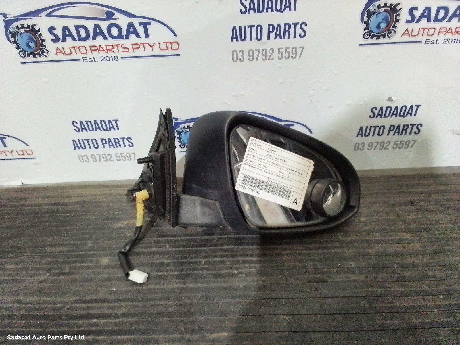 Toyota Camry Right Door Mirror