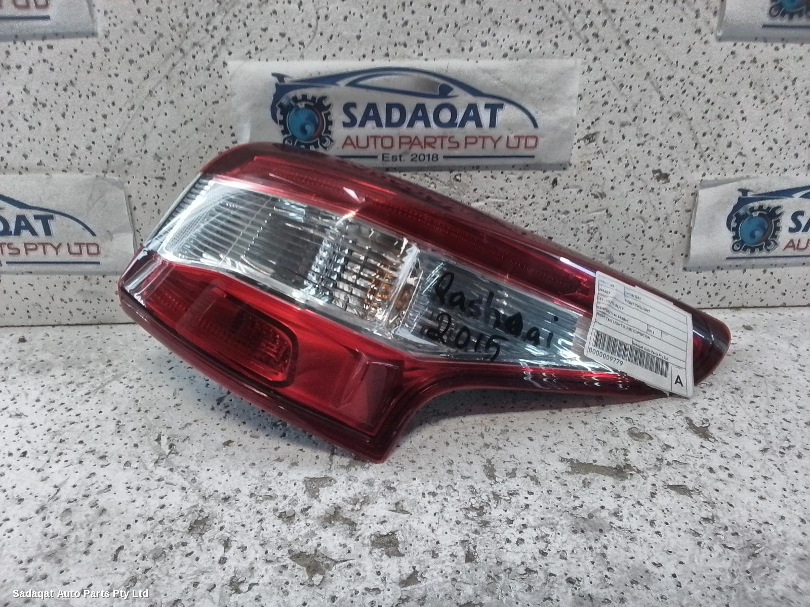 Nissan Qashqai Right Taillight
