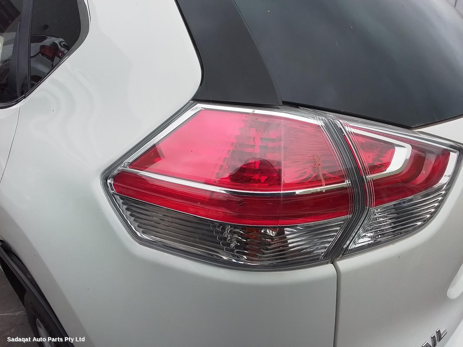 Nissan Xtrail Left Door Mirror