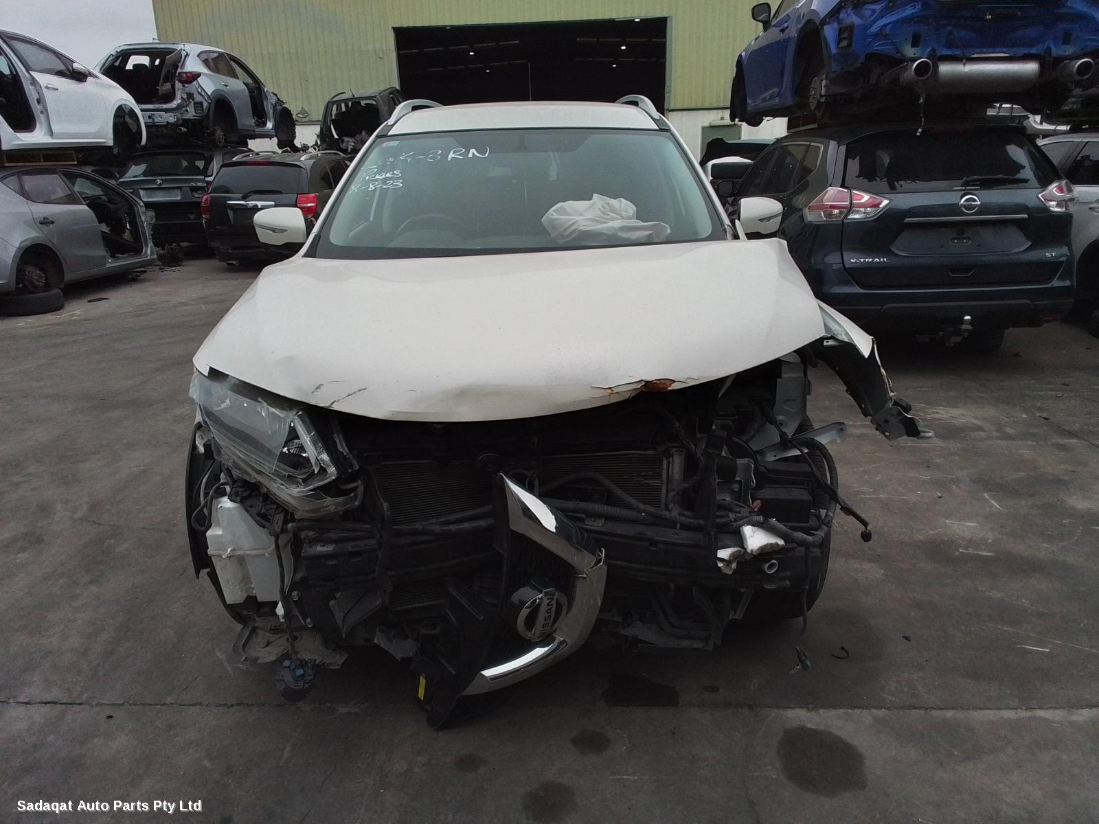 Nissan Xtrail Left Door Mirror