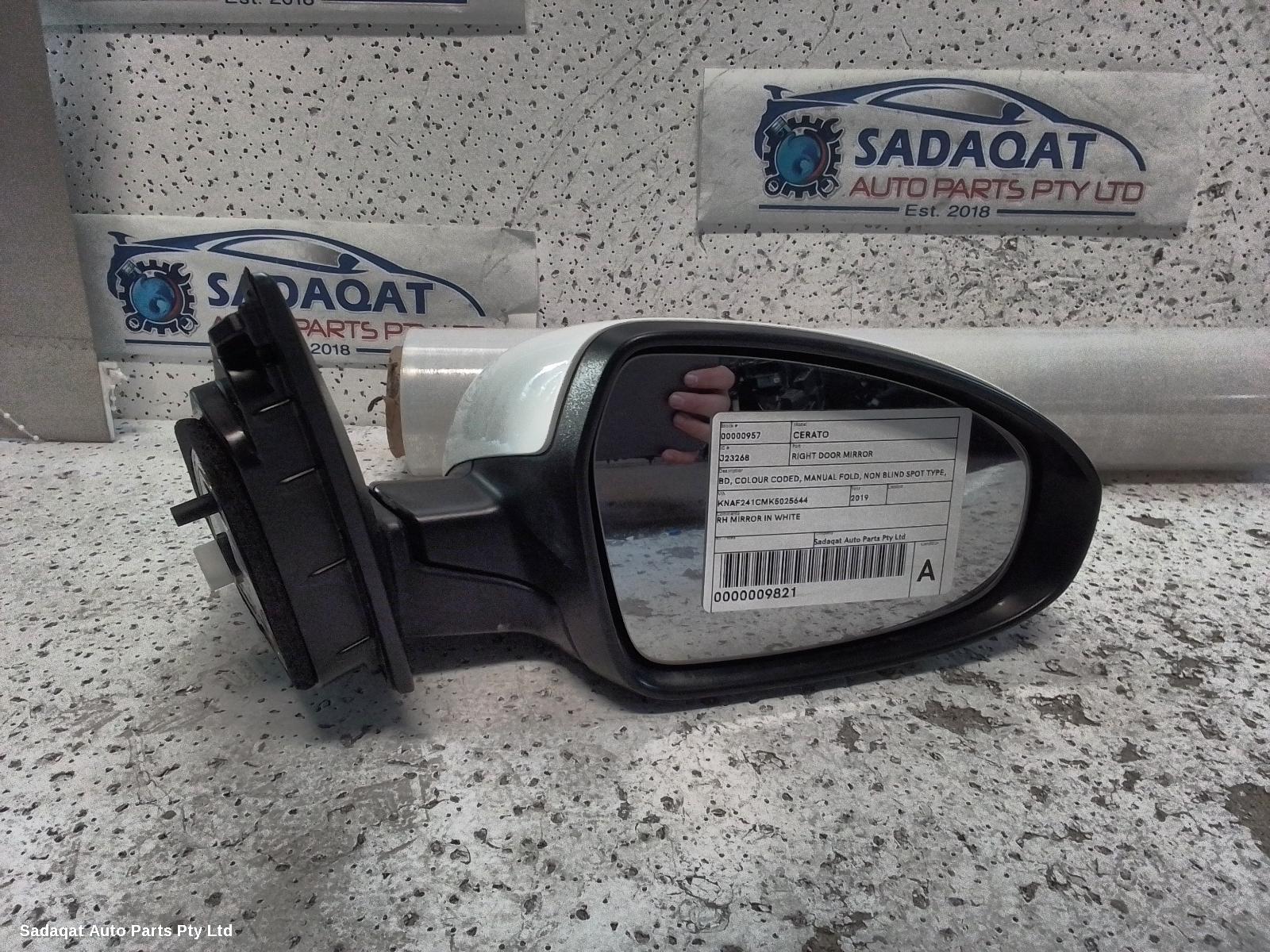 Kia Cerato Right Door Mirror