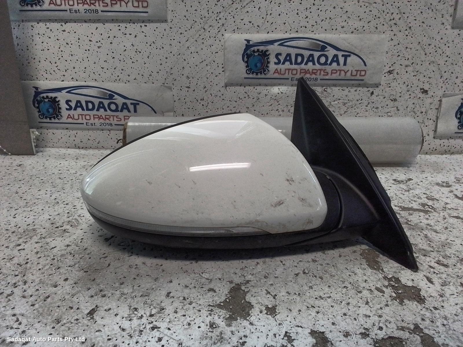 Kia Cerato Right Door Mirror