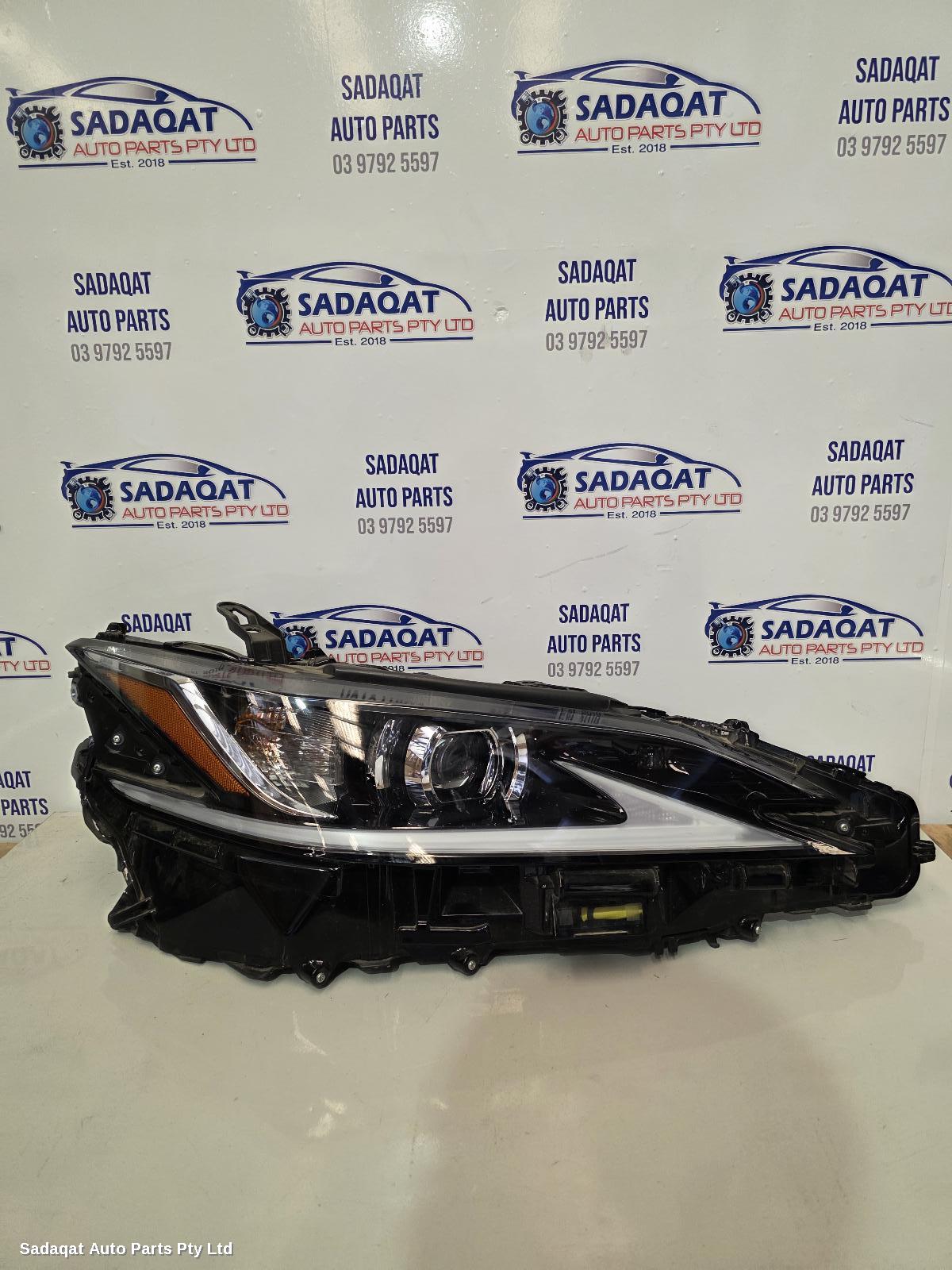 Lexus Es Series (13-) Right Headlamp