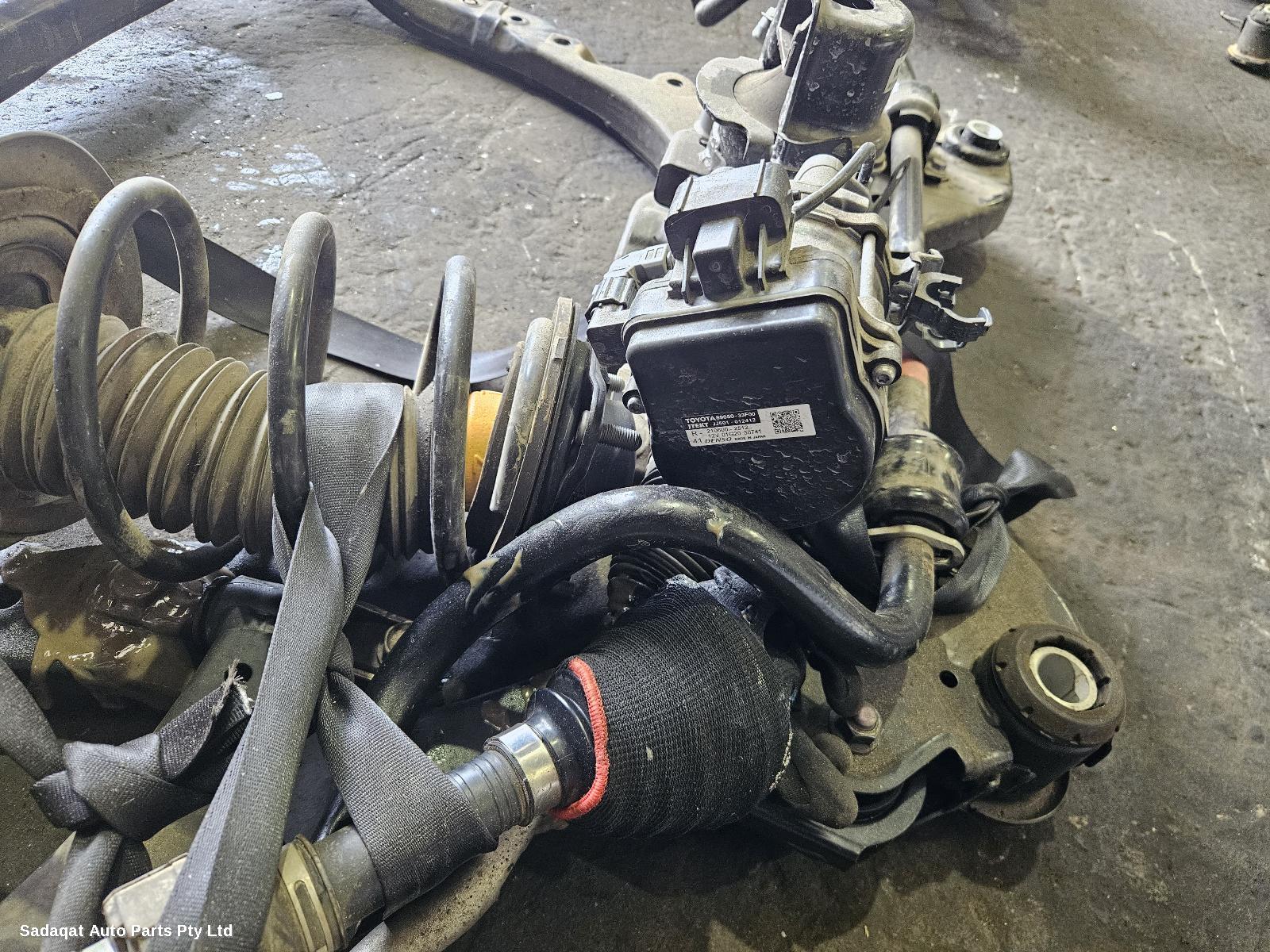 Lexus Es Series (13-) Left Front Hub Assembly