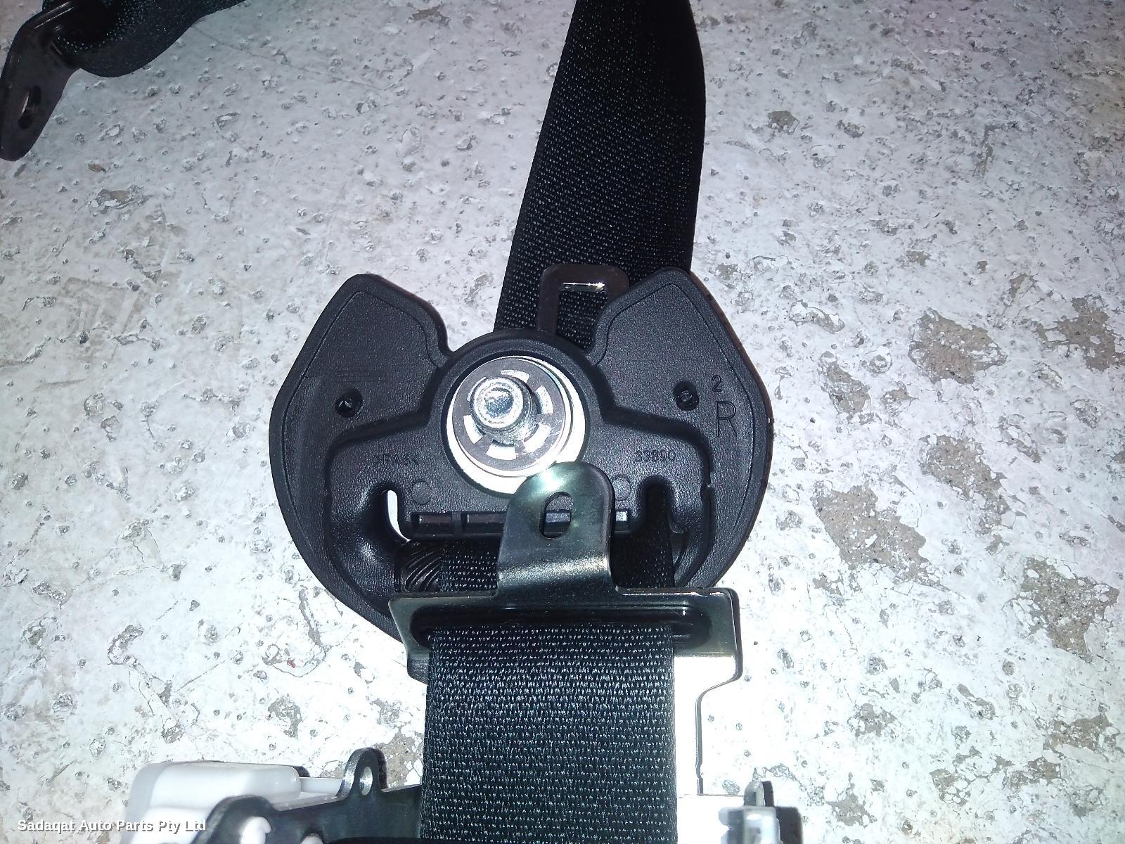Toyota Corolla Seatbelt/stalk