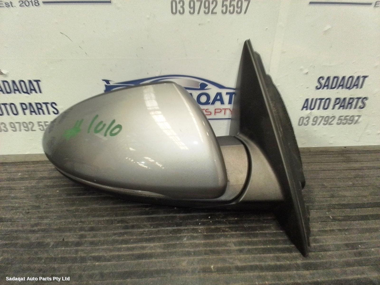 Kia Cerato Right Door Mirror