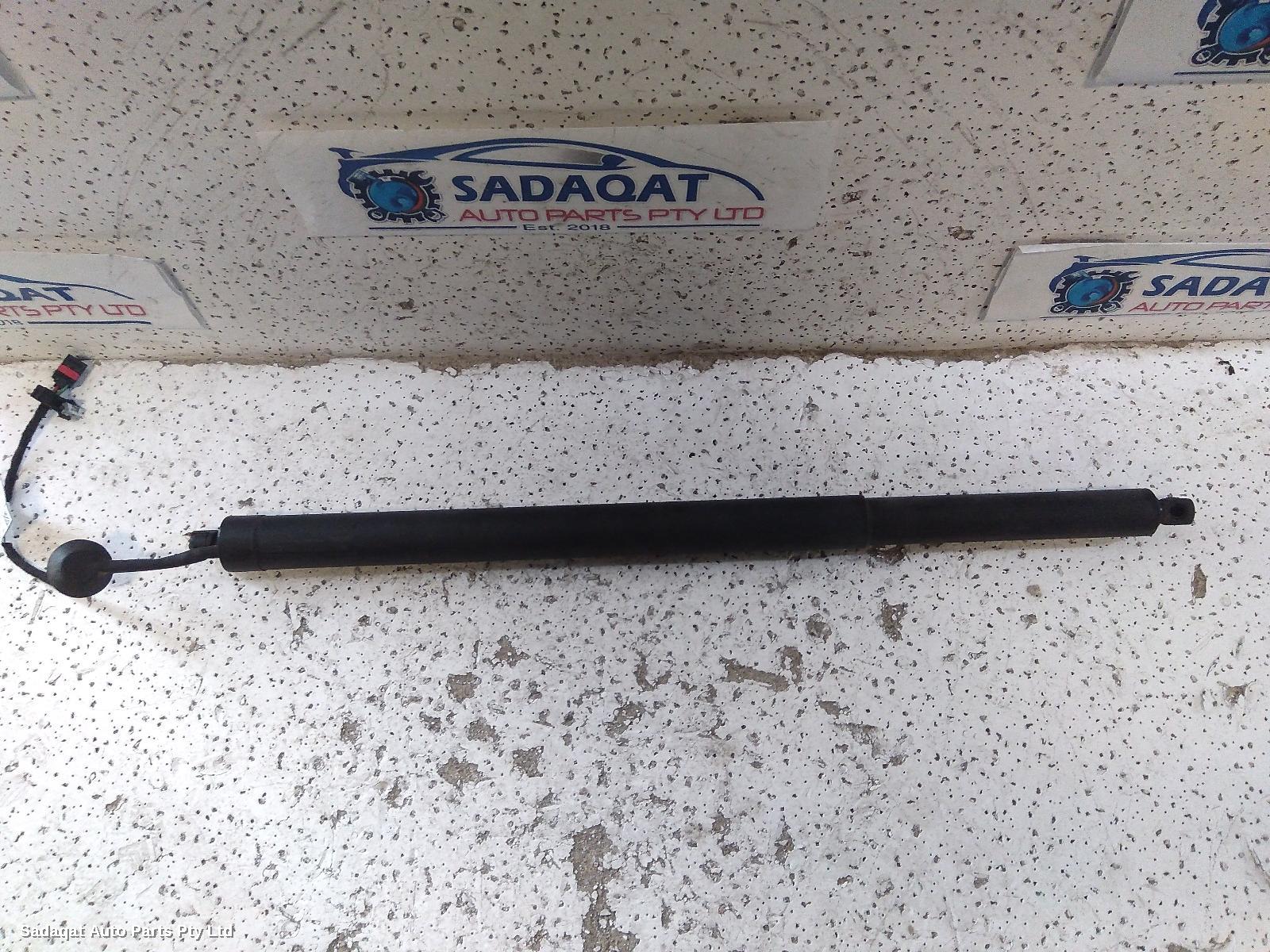 Volvo Xc40 Hatch Strut