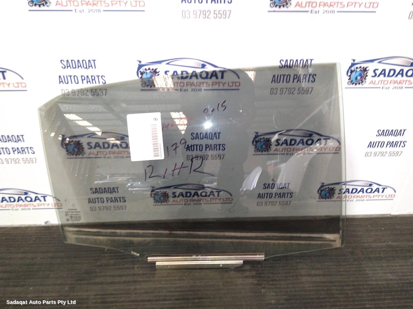 Toyota Corolla Right Rear Door Window