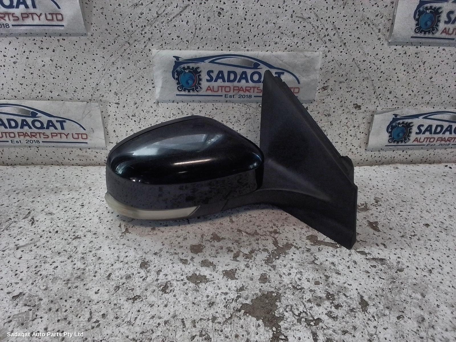 Ford Mondeo Right Door Mirror