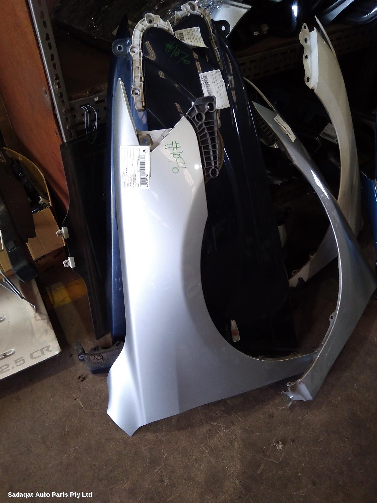 Toyota Aurion Right Guard