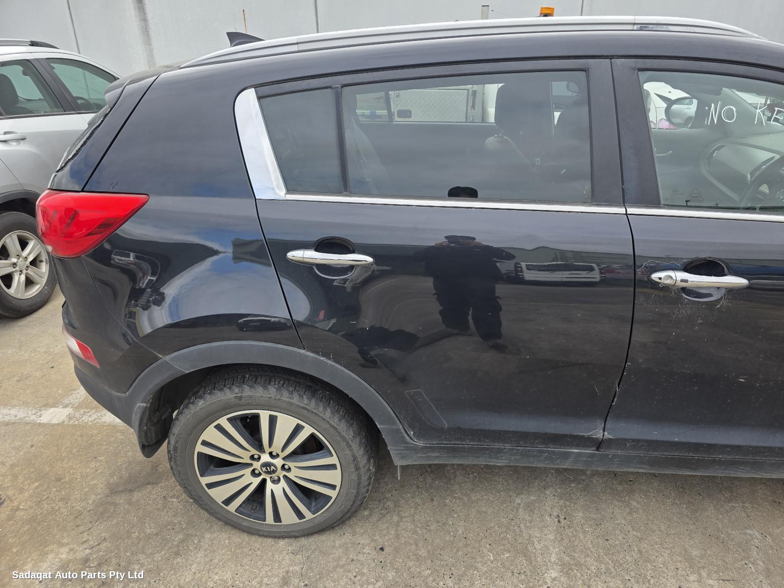Holden Captiva Left Front Door