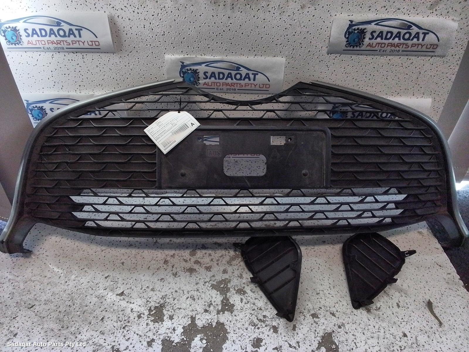 Toyota Yaris Grille