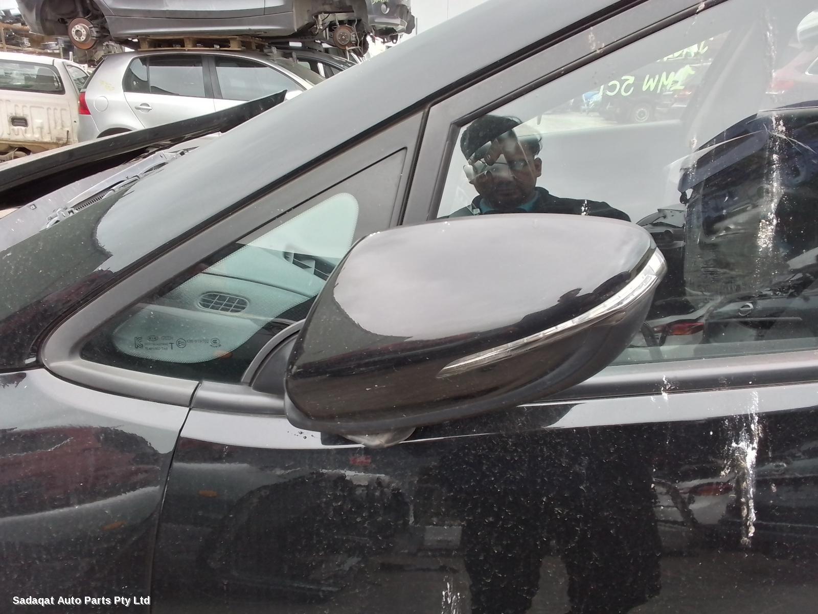 Kia Cerato Right Front Door