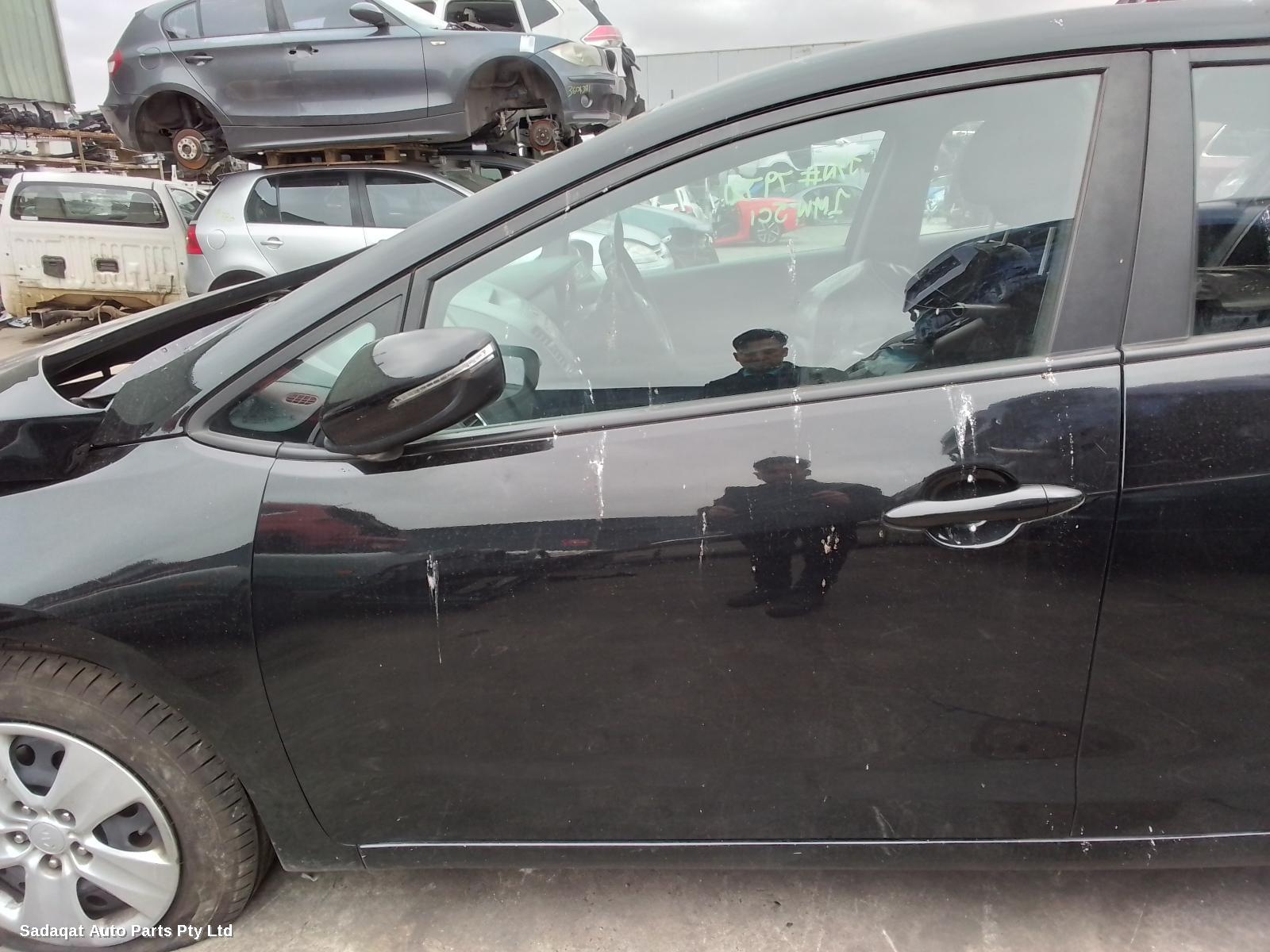 Kia Cerato Right Front Door