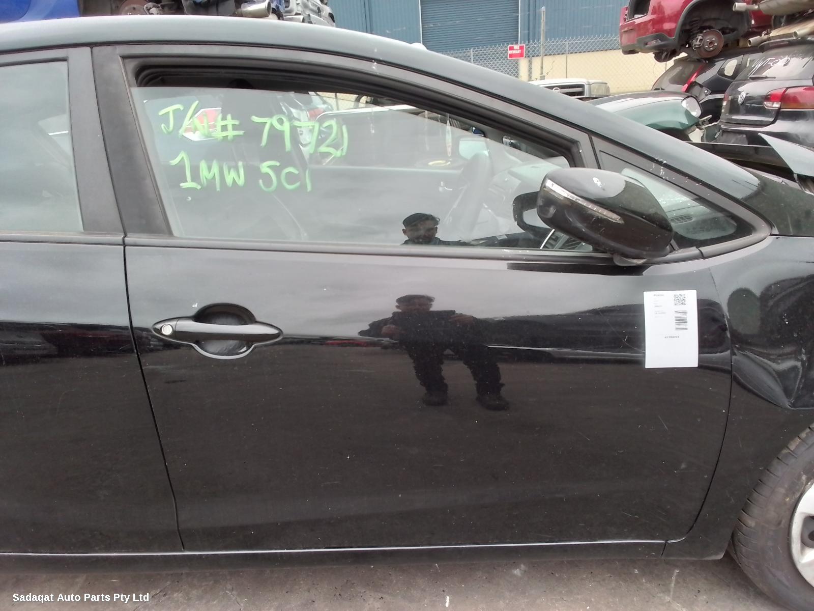 Kia Cerato Right Front Door