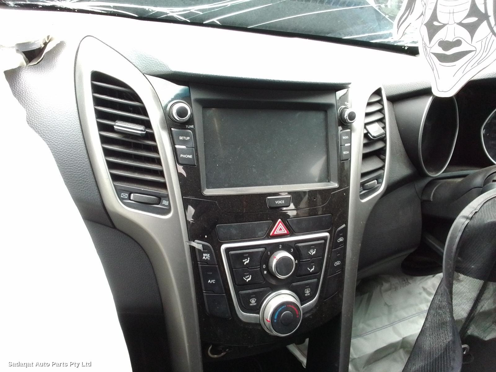 Hyundai I30 Right Door Mirror