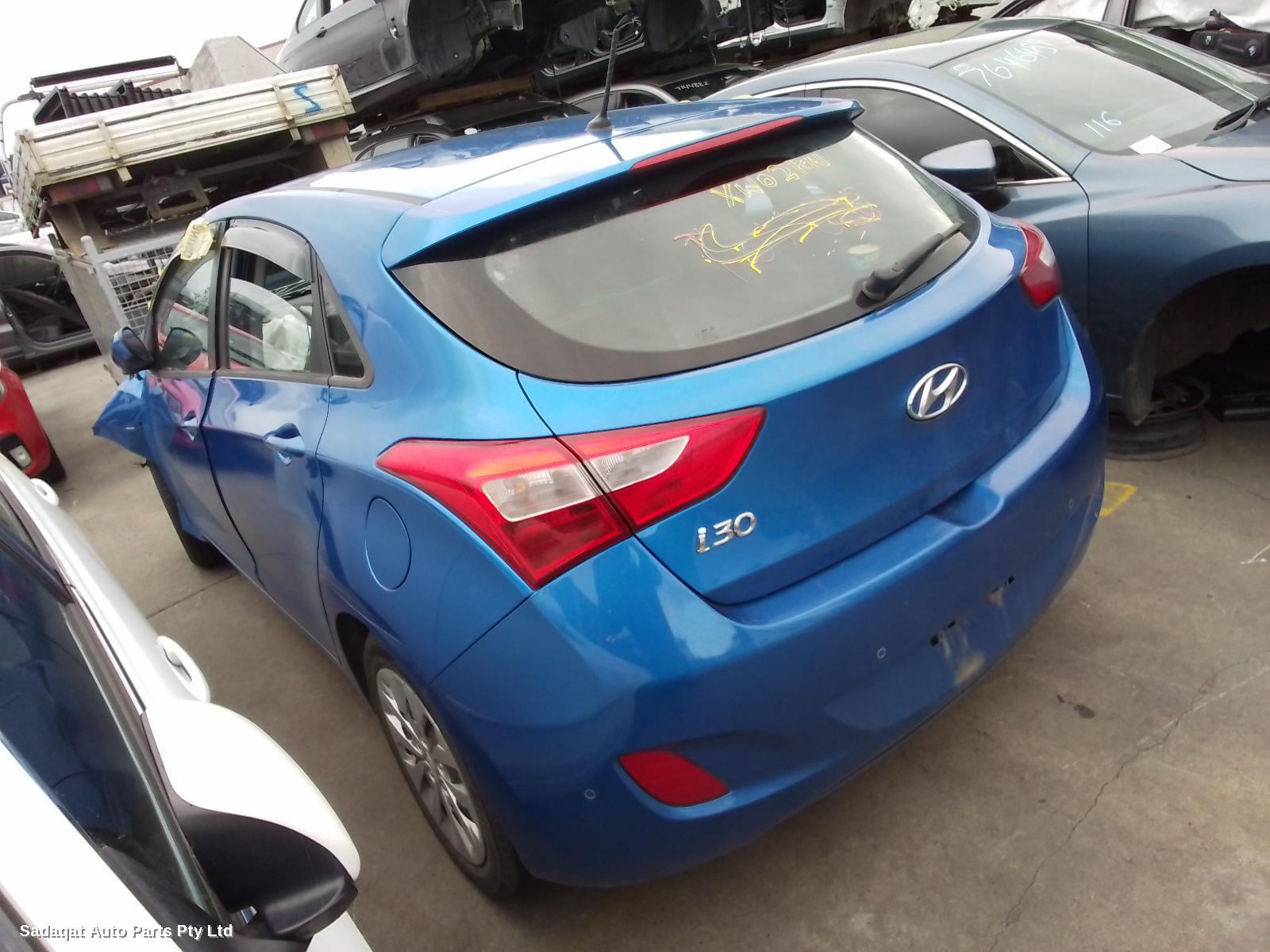 Hyundai I30 Right Door Mirror