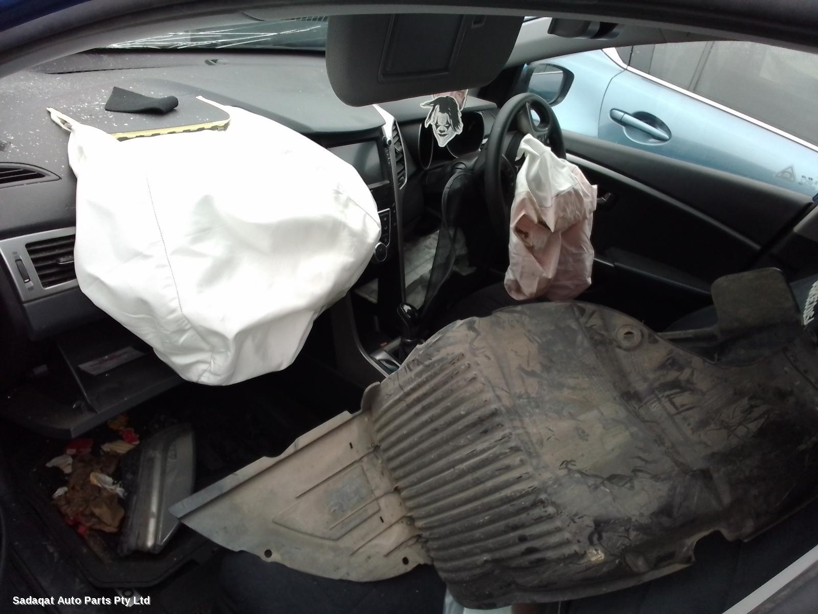 Hyundai I30 Right Door Mirror