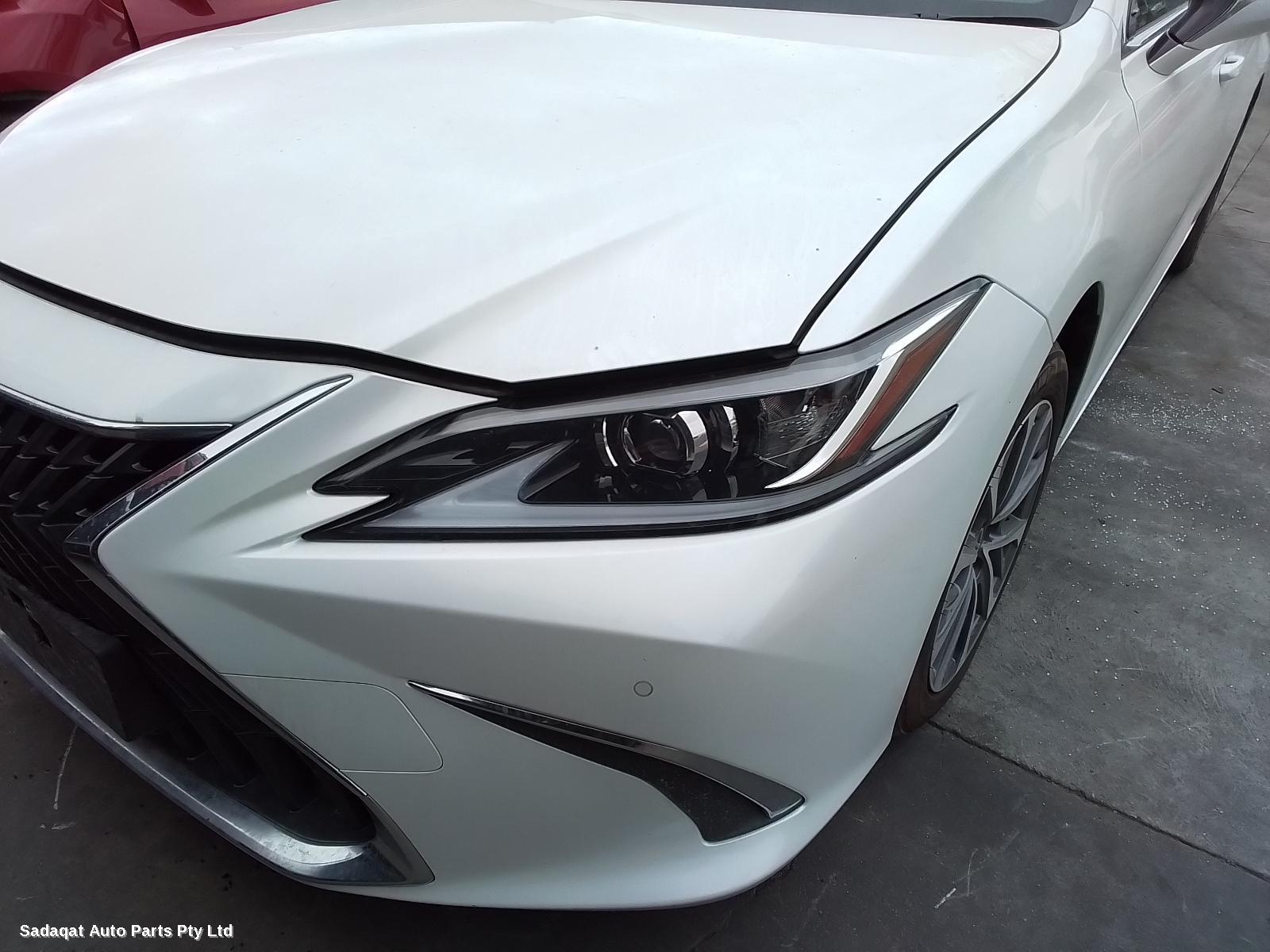 Lexus Es Series (13-) Left Headlamp