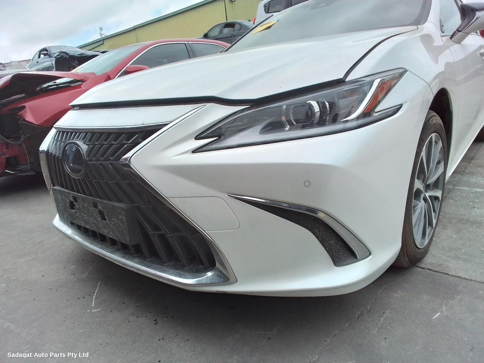 Lexus Es Series (13-) Left Headlamp