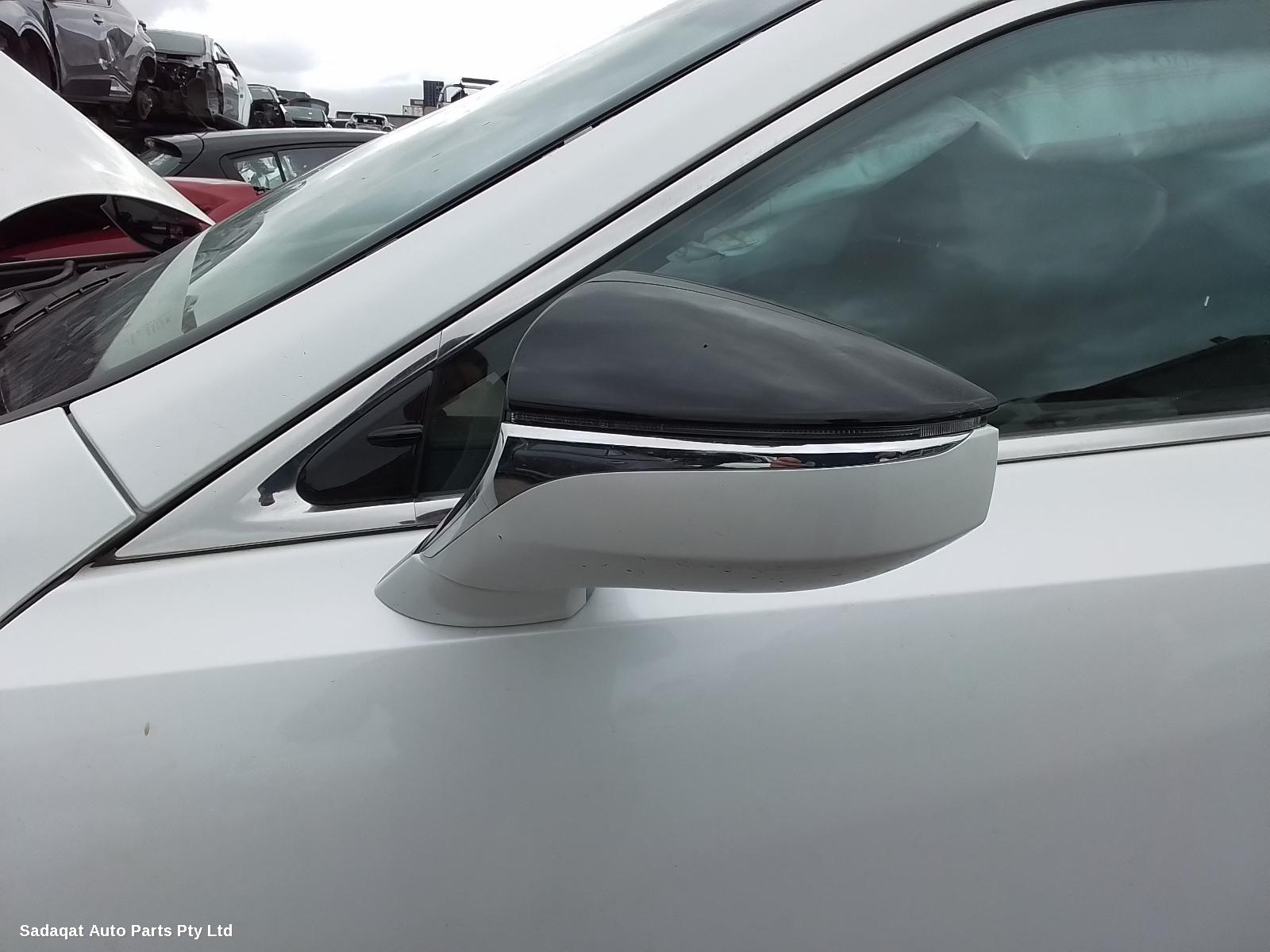 Lexus Es Series (13-) Left Headlamp