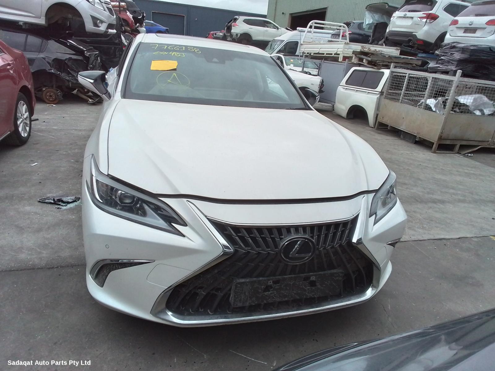 Lexus Es Series (13-) Left Headlamp