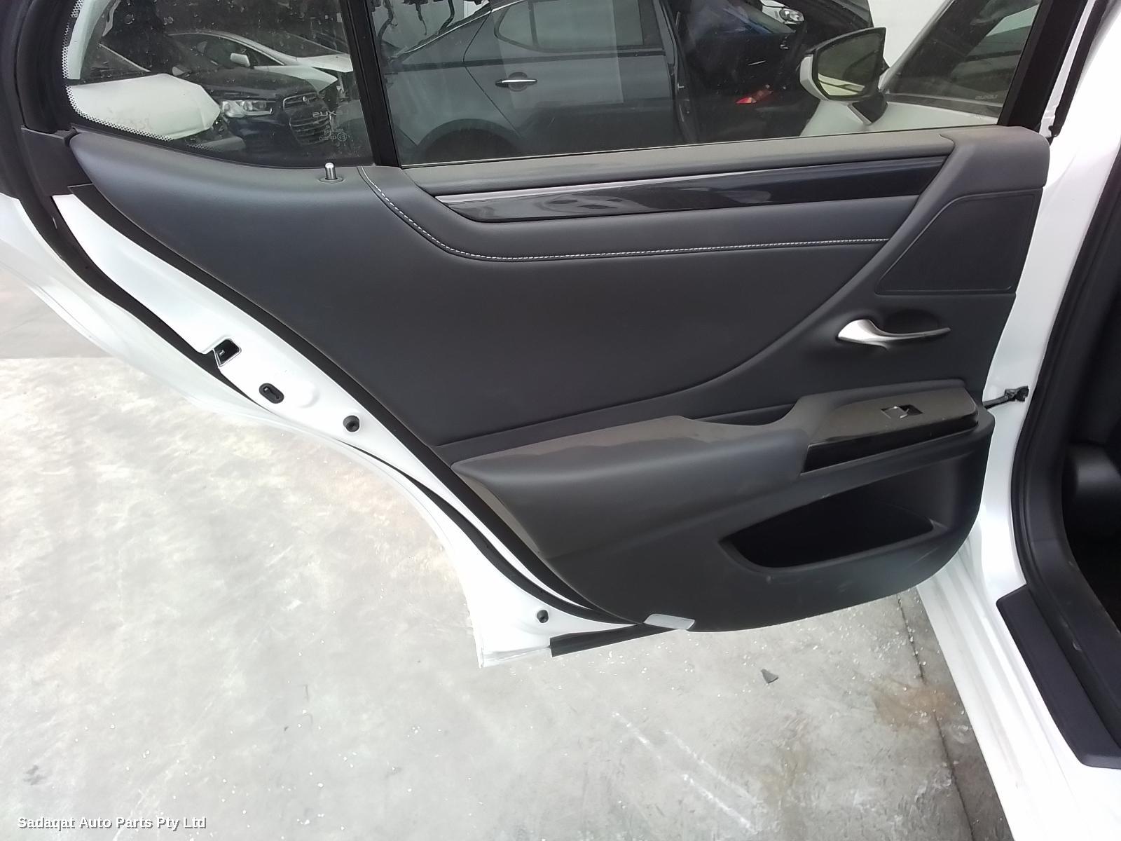 Lexus Es Series (13-) Left Headlamp