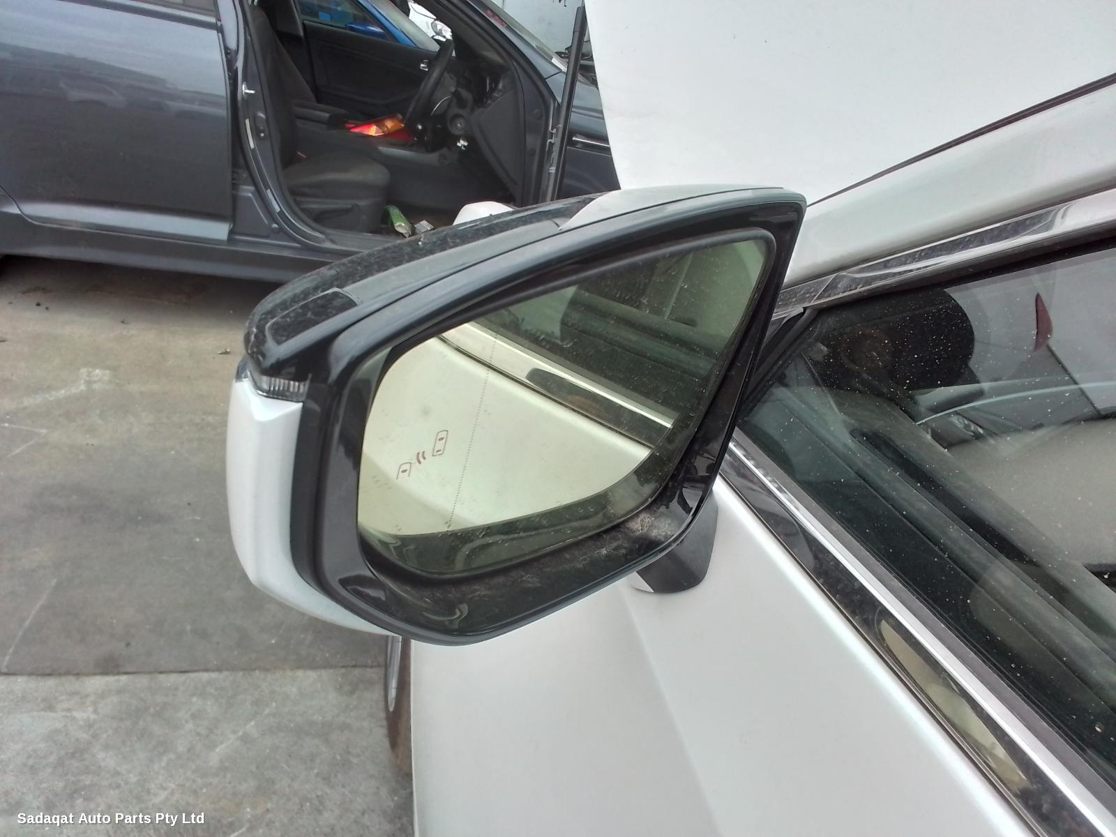 Lexus Es Series (13-) Left Headlamp