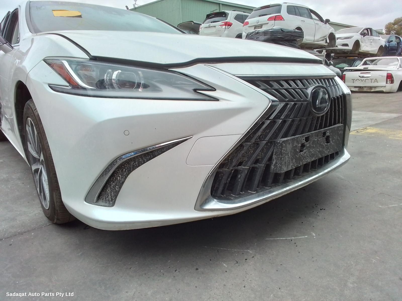 Lexus Es Series (13-) Left Headlamp