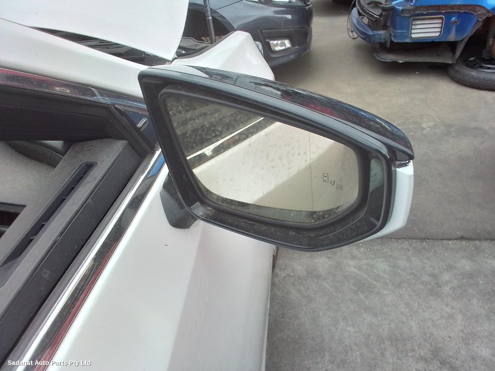 Lexus Es Series (13-) Left Headlamp