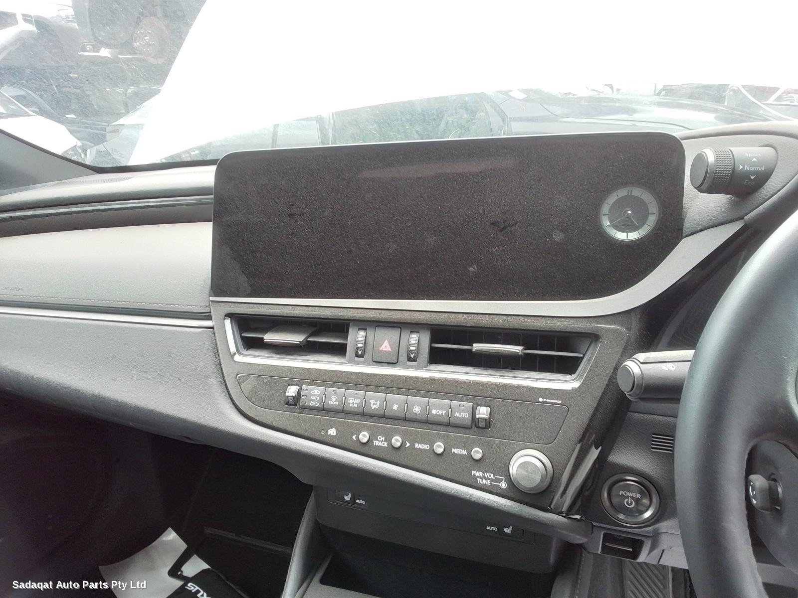 Lexus Es Series (13-) Left Headlamp